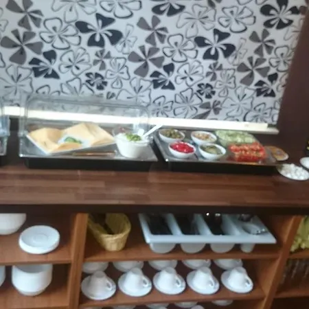 Hostel24 Bed&Breakfast-2